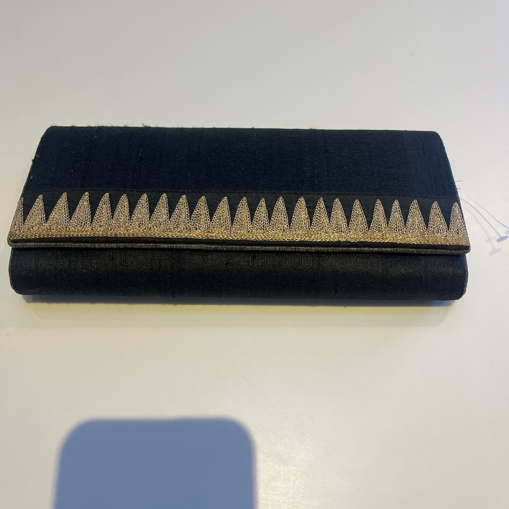 Women’s purse black with gold accent